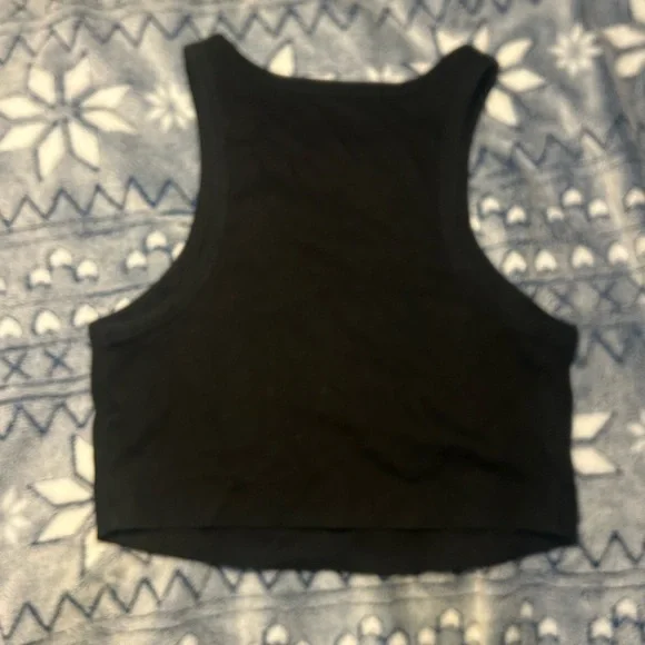 Wild Fable Black Sleeveless Crop Top - Picture 2 of 3